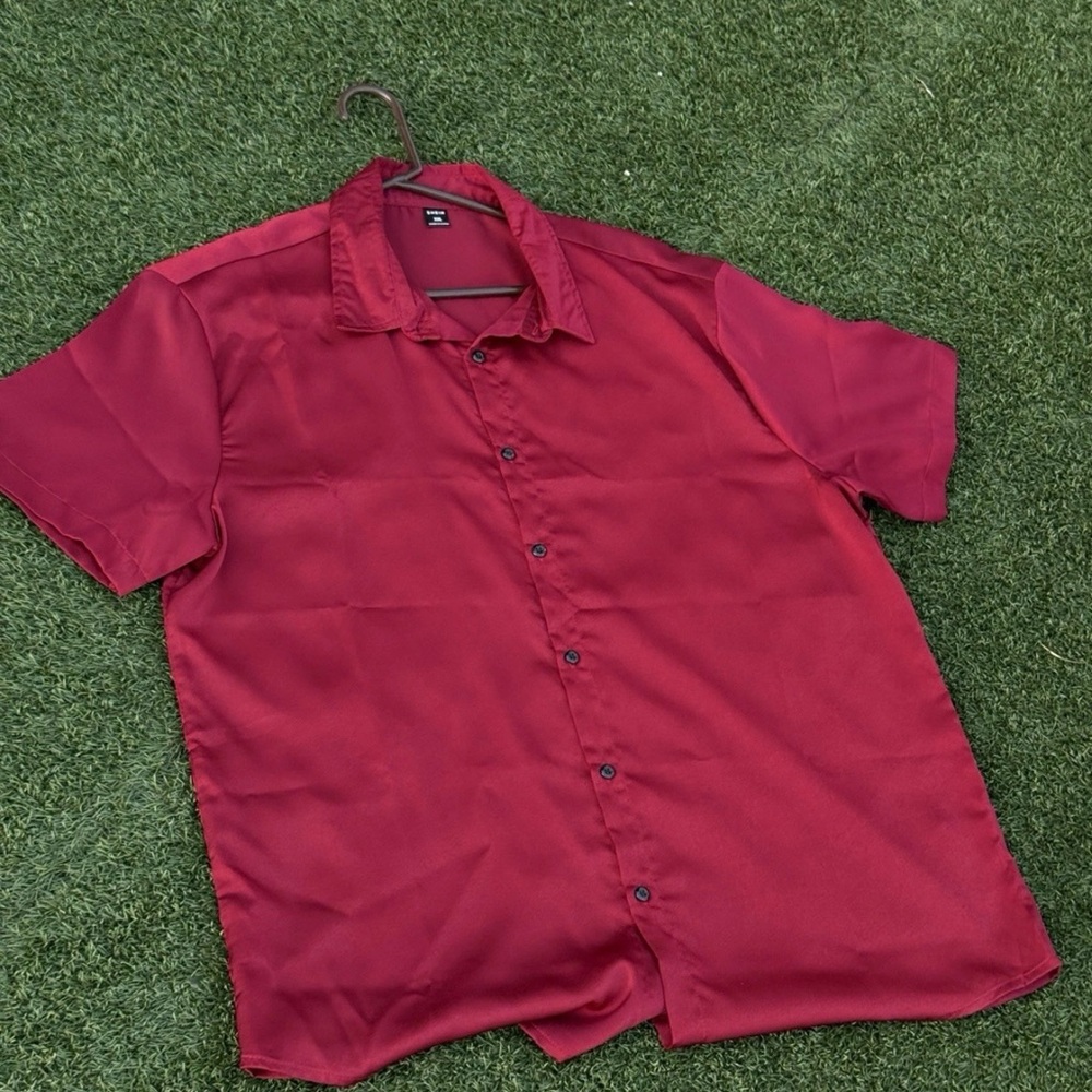 SHEIN Red Casual Button Down Shirt with Short Sleeves USA size XL Never Worn New